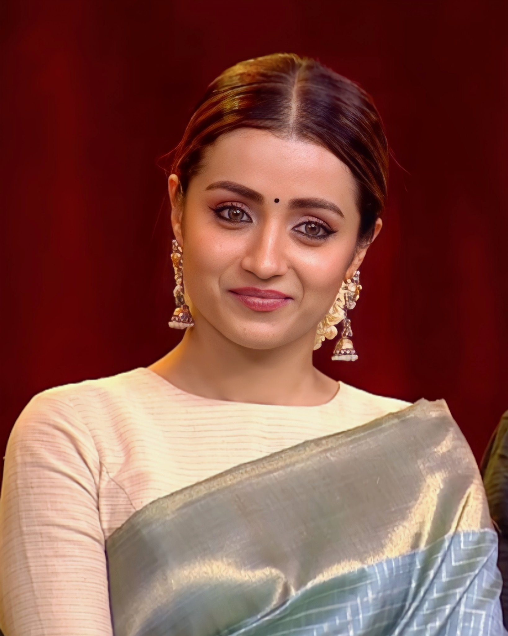 FfKqq-9aYAIJzfF?format=jpg&name=large