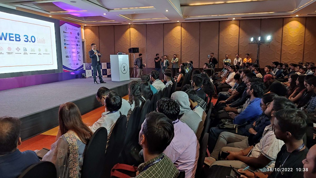 CsharpCorner's tweet photo. #BCrypt22 India Web 3.0 Roadshow - @mcbeniwal on stage explaining what web 3, #NFT, #metaverse is?

#Bcrypt #BcryptIndia #Web3 #web3community #Web3Conference https://t.co/JLlCYXvFZi