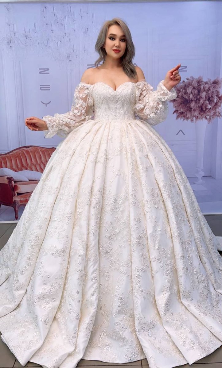 m22store's tweet photo. عروسات الموسم 🔥🔥
فساتين زفاف تركية رهيييييييبة شديد 

الطلب بوصل خلال ١٥ يوم 
للطلب والاستفسار 
https://t.co/6Im36KiuE7 

متجر M22 
تركيا بين يديك https://t.co/3z812Z7kU9