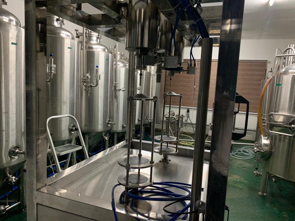 Les_MBO's tweet photo. @Les_MBO premières #microbrasseries #Gabon -aises 🇬🇦
Un savoir faire brassicole locale authentique. https://t.co/kSyGSNNxrk