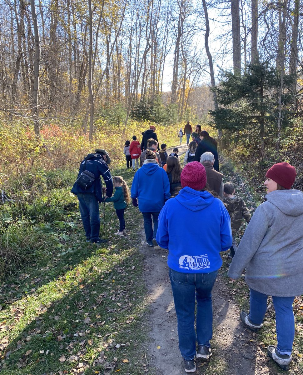 Joshy1199's tweet photo. Recognizing and sharing all kinds of ☀️🌲 gifts strengthen community.
Treaty relationship.
Kinship.
Allyship.
Friendship.
@STJPIICATHOLIC https://t.co/JdPGiOOhzS