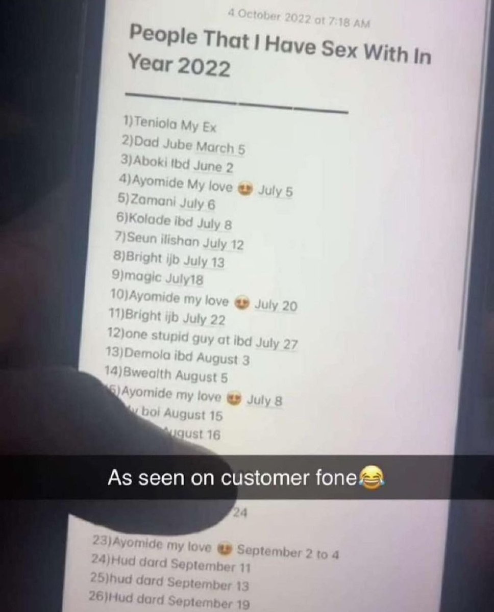 TWEETORACLE's tweet photo. What they saw on someone's phone 🤣🤣 https://t.co/NPURJZFiuu