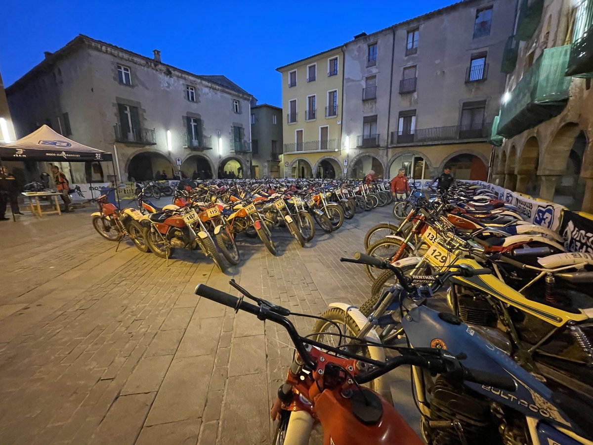 JordiVilarroda's tweet photo. Despunta el dia a #StJoanAb i som a punt de començar l segona jornda dels 2 Dies Trial Santigosa Clàssic #2DTSC https://t.co/Gtwwxmu8QP