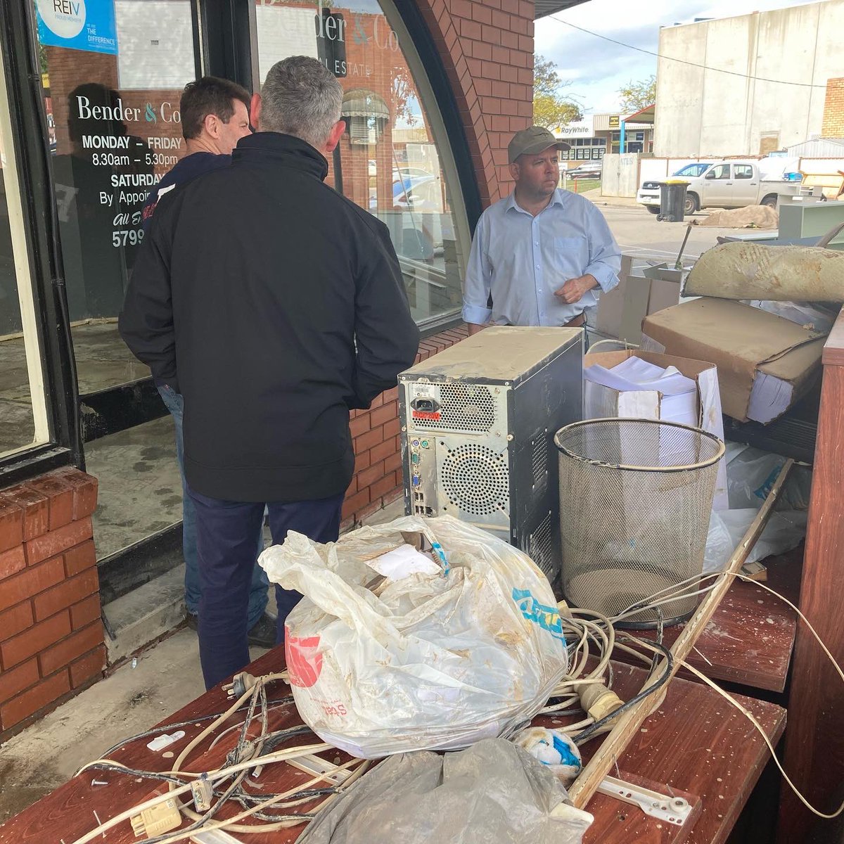 Senator Murray Watt tweet media