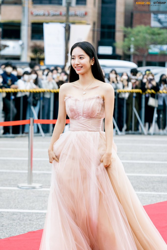 bona pics 🍒 tweet media