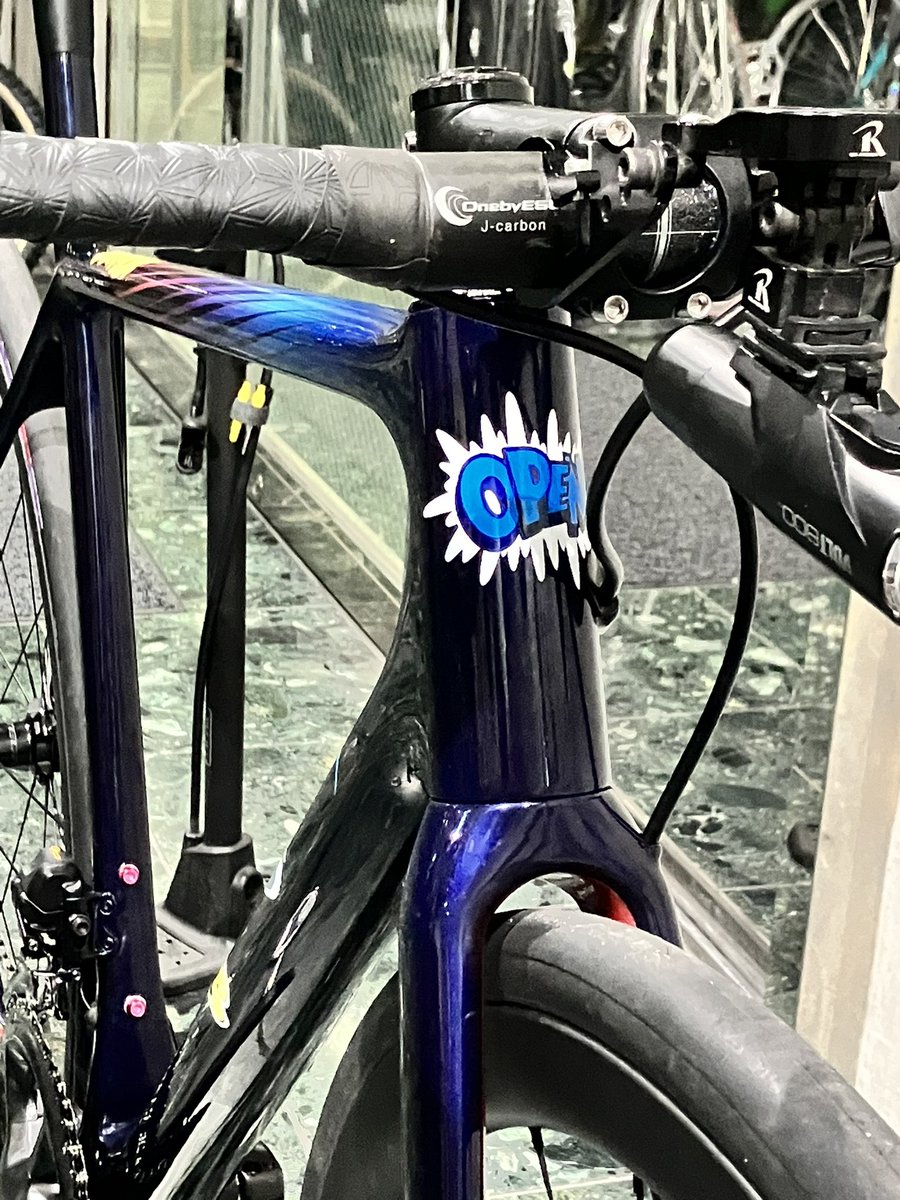 cap_pac's tweet photo. という事で本日初お目見えになりましたOPEN cycle MIN.Dのオリジナルペイントver.納車されてました!
自分の好きを無茶な注文を取り入れてくださったアトリエキノピオさん繋いでくれたK&Mサイクルさんほんとありがとうございました😊
#OPENcycle
#MIN.D https://t.co/0VzKbs7yAH