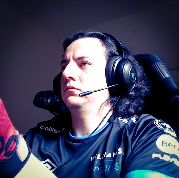 Whenever I'm racing, gaming, listening to music or watching films, I use the Razer Kraken Ultimate headset. 50mm drivers, 7.1 surround sound and an ANC microphone, the quality is simply amazing

Get yours here:
razer.com/gaming-headset…

#WilliamsEsports #Razer #TeamRazer