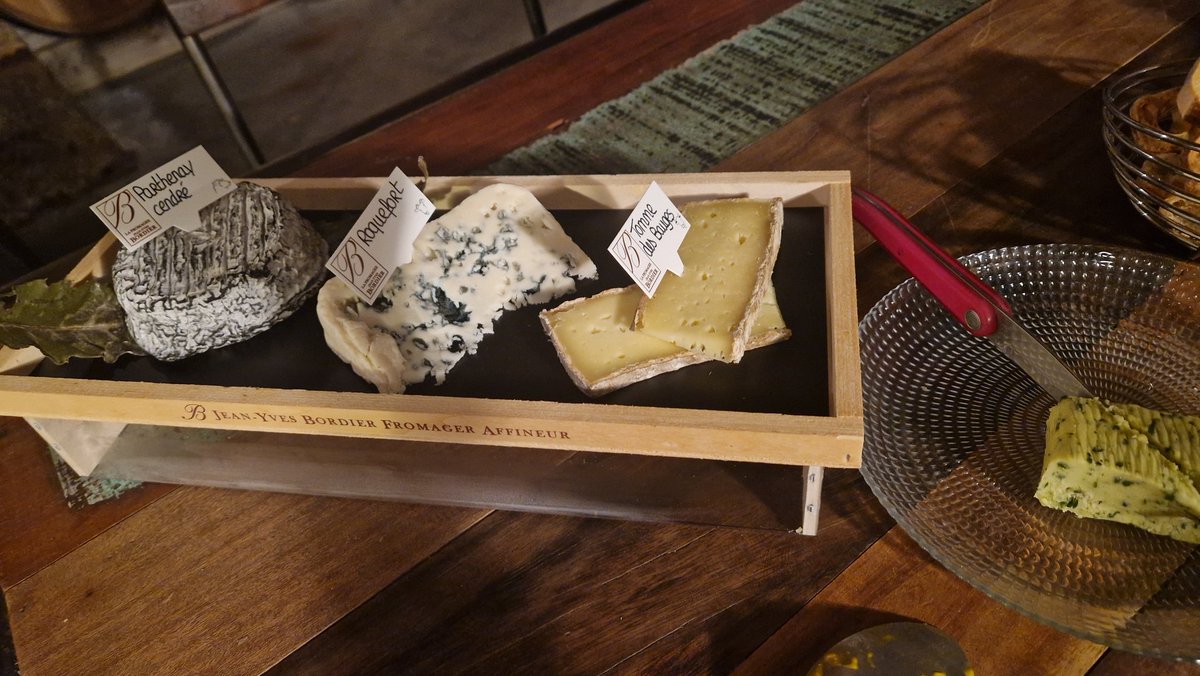 🧒🏼🌟 Nouvelle Héroïne Lesbienne De La Nation 🌈 tweet media