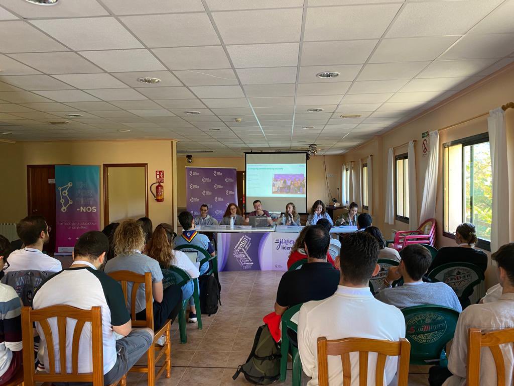 ConsellJove's tweet photo. 💼 Aquest diumenge celebrem la reunió plenària amb les nostres entitats per a fer seguiment al pla de treball, compartir la feina feta i parlar dels projectes de futur.

🙋‍♀️ Participació juvenil en directe! https://t.co/gxGm8P3gYS