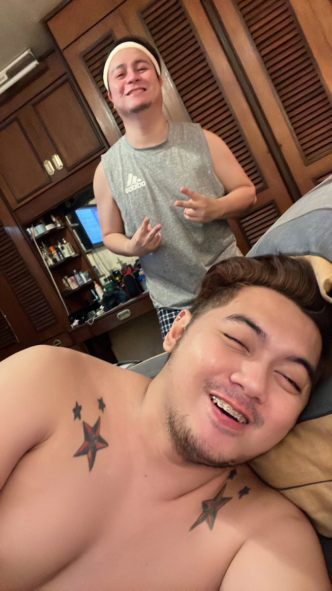 iamjustinbibo's tweet photo. Sinu ka dyan @VernonFlorendo ๐ #WeekendWithYou https://t.co/bJfQIJ7Hvg