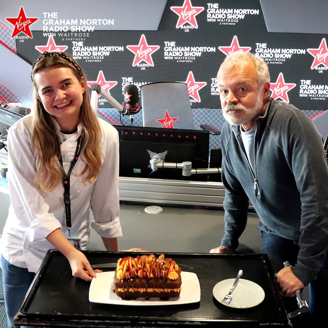 Show chef @marthacollison has made an utterly scrumptious toffee apple loaf cake 🍎 For all recipes on the @grahnort Radio Show with @waitrose - including this! - check out our recipe hub 👩‍🍳 waitrose.com/showchef