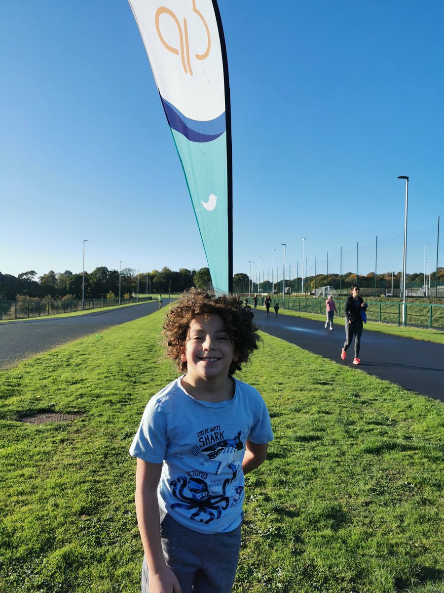 HibaDentist's tweet photo. @bodingtonjunior
Lovely Autumn Morning for a parkrun
#loveparkrun
#TeamBod
#Togetherforsport https://t.co/k3ZtCv3STG