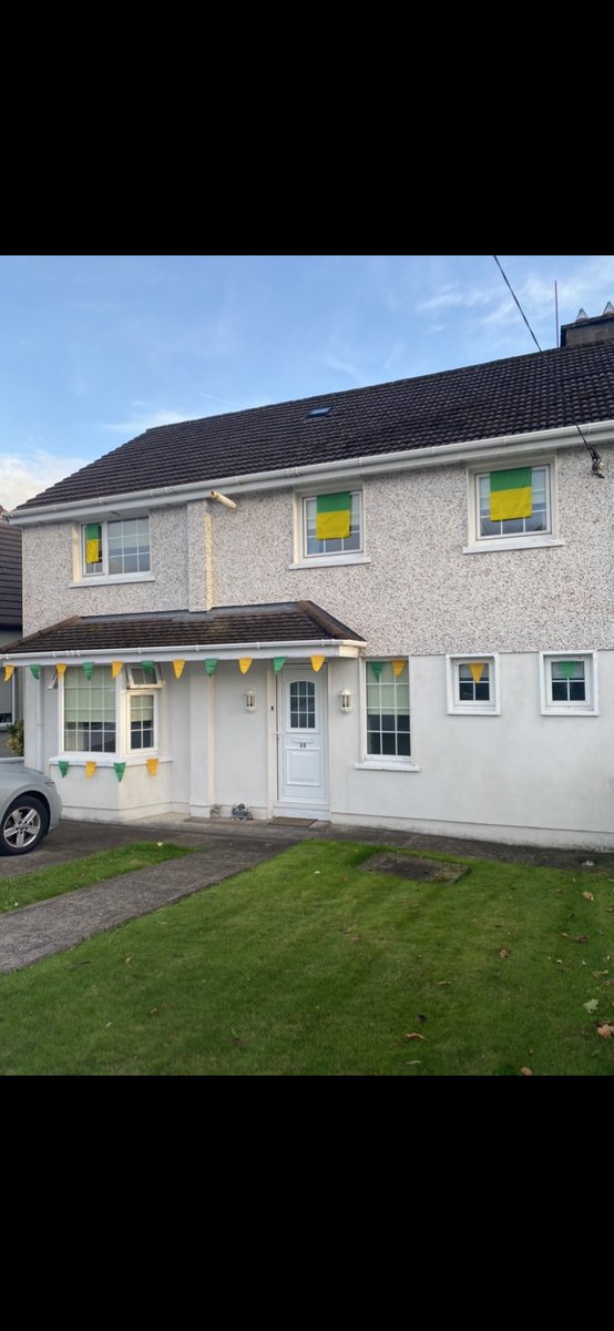 jillmbarry's tweet photo. Best of luck lads #bringgloryhome 💚💛💚💛💚💛@RockiesCork https://t.co/FVSyR9rz73