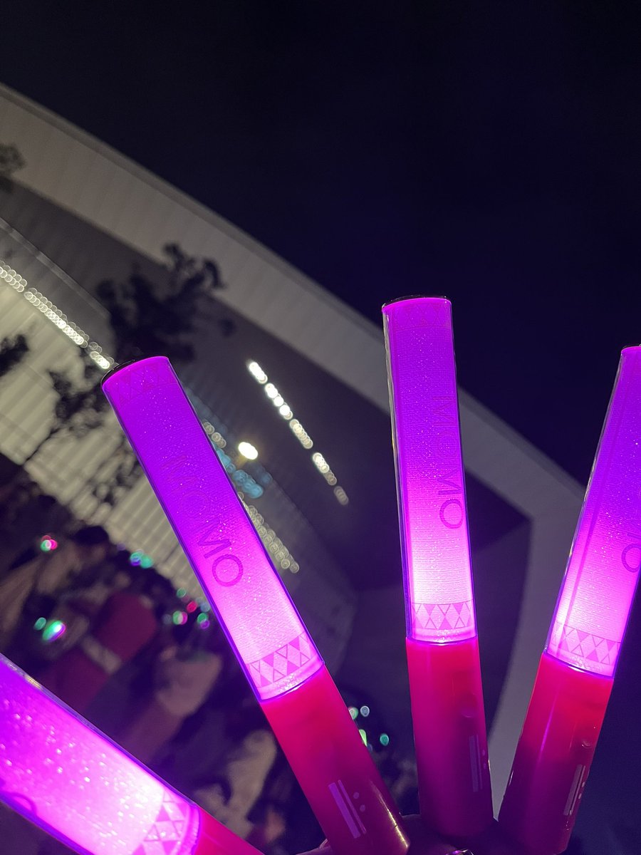 haru_200333's tweet photo. #リヴァライサンクU

ほんっとうに楽しい時間をありがとうございました、、、！楽しすぎて記憶ぶっ飛んでますが家で声を上げる？声を出す？のは覚えてますので！！！！ https://t.co/BPp3lDe7v4