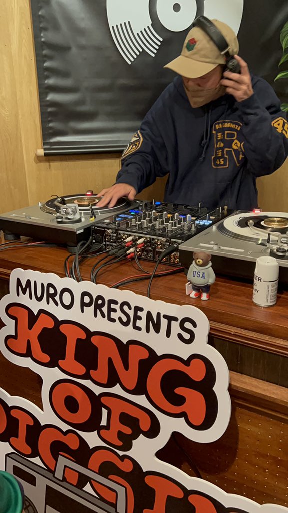 TinaLadySoul's tweet photo. 丸の内ハウス「King of Diggin’ 」のPop Up Shop 『DIggin’ House』のパーティーにお邪魔しました♪良い音楽とVibesに癒されました♡お会いした皆さん、ありがとうございました♡

#Kingofdiggin #KODP #DigginHouse #丸の内ハウス #新丸ビル #tokyofm #radio #MURO #MACKA_CHIN https://t.co/FsRozMQJme