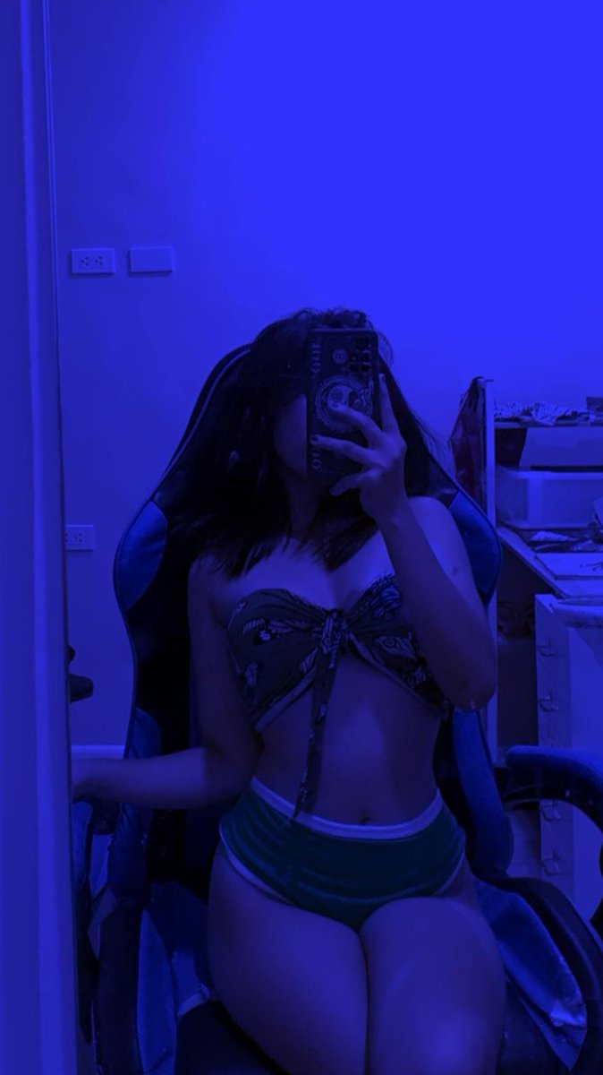 ishaxzs's tweet photo. hi homies https://t.co/uJaYg73bOd