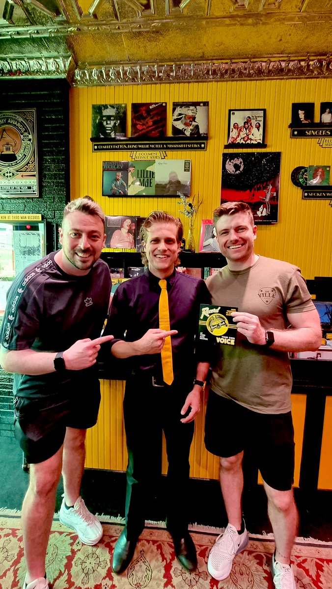 Straywave Media tweet media