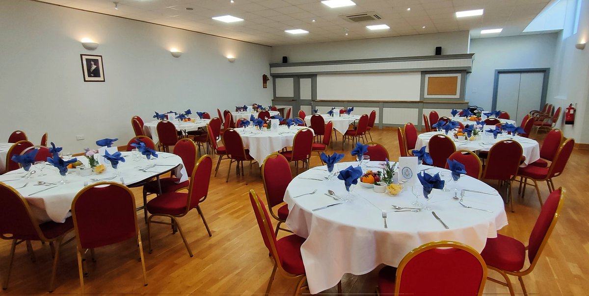 Venue set up for another of the popular Sunday Lunches offered to Members, families and guests.
Looking splendid!
