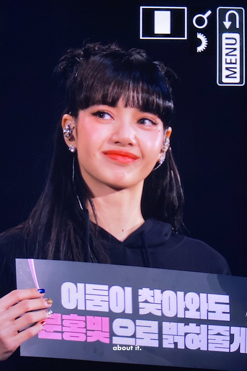 aboutit970327's tweet photo. 221016 BORN PINK
#BLACKPINK  #LISA   
#블랙핑크  #리사 https://t.co/vv2Kr8ijcN