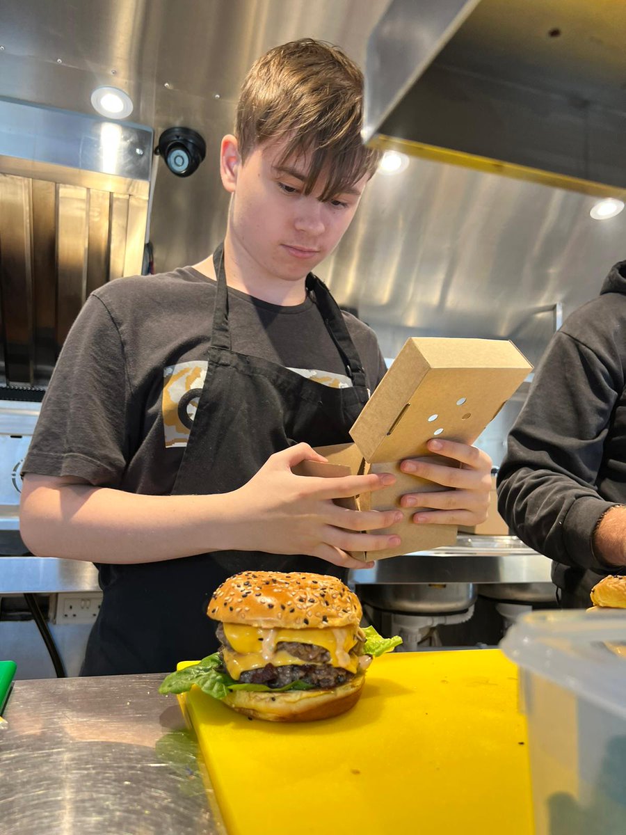 The day <a href="/TheBeefGuy1/">TheBeefGuyUK</a> #worthing was visied by us to try out the burger range ahead of thier opening to the public, wow what a visit. The burgers were amazing thebeefguy.co.uk this is most definitely one to visit when they open. <a href="/Sunny_Worthing/">Sunny Worthing</a>
<a href="/Iloveworthing/">I Love Worthing</a>
<a href="/SussexVisitor/">Sussex Visitor</a>