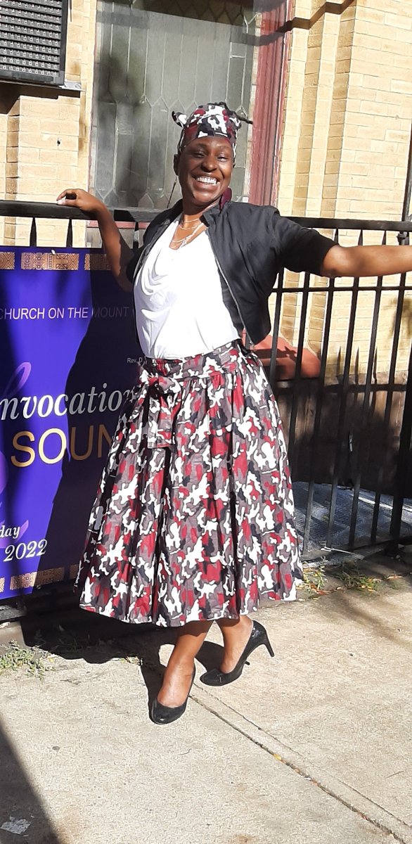 QnIrie1's tweet photo. 🧎🏾♀️Take in the Rise of Sunday🌳
💡 And 'BE' present. 💪🏾💯💞
Widen your lense and see beyond what's presented. Only you see and set the limits. #limitlessness
Breathe & Sip your💧🥛
#care4self Eqnirieservices #visions #thirdeyeview #freeflow #createwrite #writingcommunity https://t.co/RPRUuzUxaO