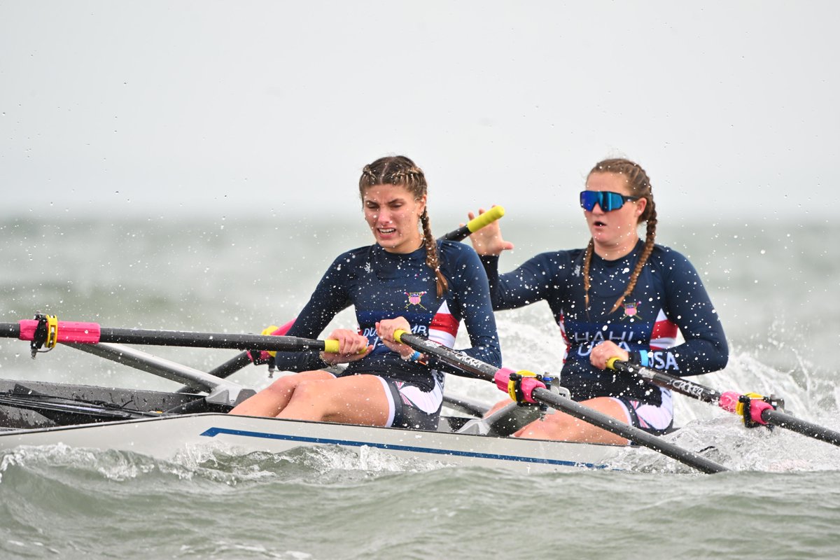 WorldRowing's tweet image. The United States win the B-Final to take the bronze 🥉 in the Under 19 Coastal Women's Double Sculls! 💪 

#WRBeachSprints #WRBSF #BringOnTheWaves @wrcoastals22 

📷 World Rowing / @BenedictTufnell