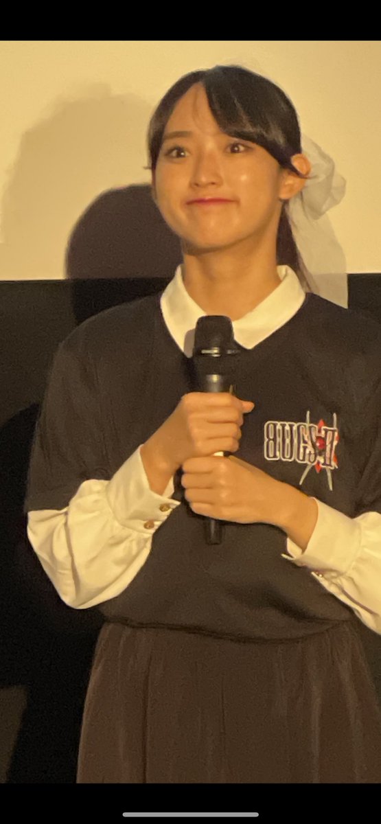 chocomintsan8er's tweet photo. 映画BUGSⅡ上映会&amp;舞台挨拶を観に行ってきました！
久しぶりに会えた推しメンが元気そうでよかった😊今日も今日とてでらカワイかった！！ポニテにリボン🎀とかチートやんそんなの！😍😍😍

#歌田初夏
#はっつタグ
#BUGS2 https://t.co/uhMEpLv7KX