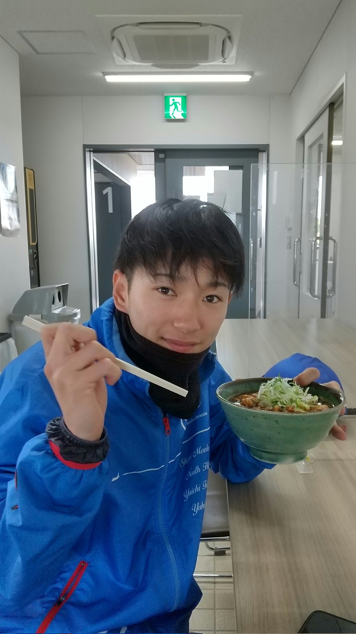 坂井瑠星 非売品ブルゾン www.dzdmg.rs