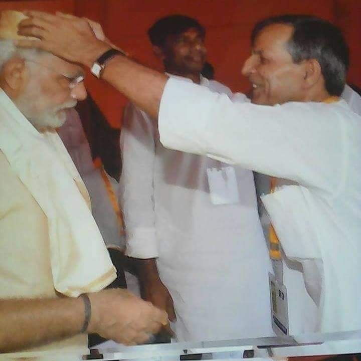 kumardhirajd0's tweet image. जेपी सेनानी, भाजपा के वरिष्ठ नेता, बिहार प्रदेश कार्यकारिणी समिति सदस्य, सीतामढ़ी के पूर्व जिला अध्यक्ष एवं विभिन्न राज्यों के प्रभारी रहे, Suphal Jha (मौसा जी)का निधन
इश्वर महान आत्मा को सद्गति प्रदान करते हुए उन्हें साकेत बास मे स्थान मिले यही कामना करते है.. 😥🙏
@BJP4Bihar