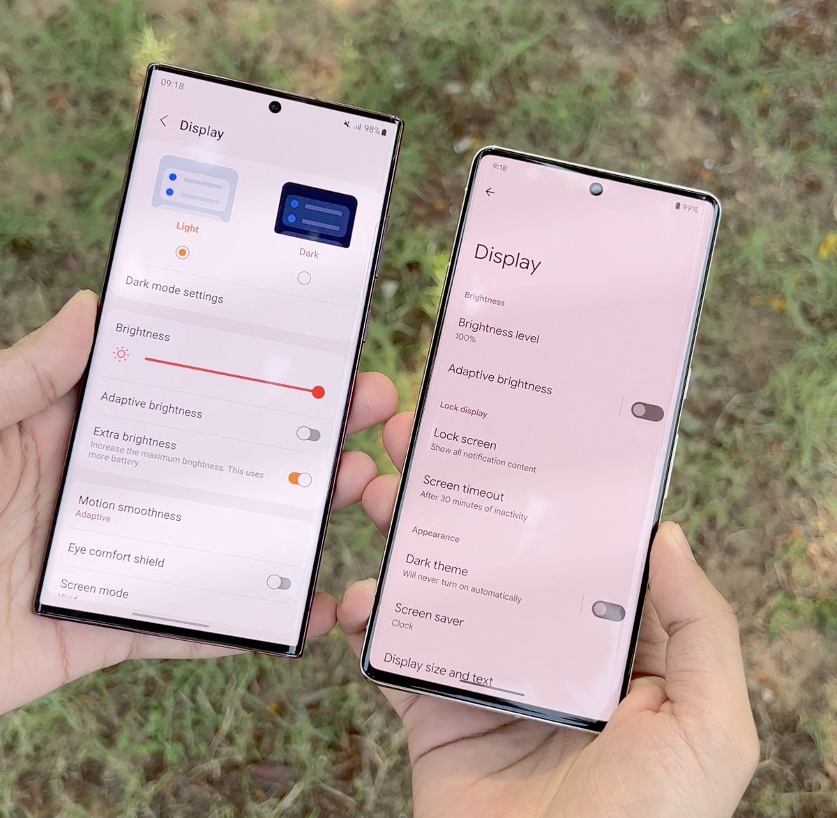techdroider's tweet photo. Samsung S22 Ultra vs Google Pixel 7 Pro - Max Display Brightness https://t.co/cWmmIqRyqV