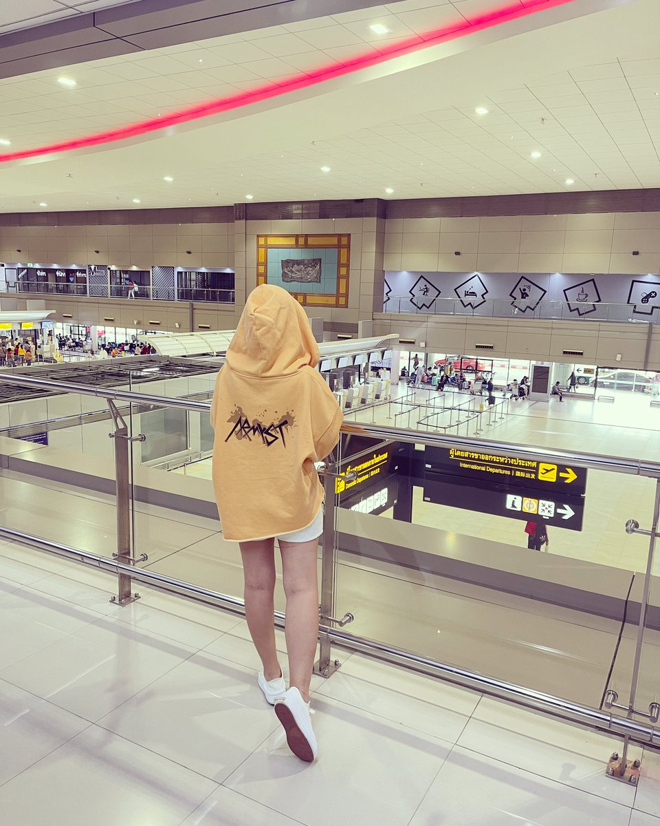 AoTangao's tweet photo. Time to go home🐰💜
#happyarmy #BTSARMY https://t.co/kKpaWwYF5T