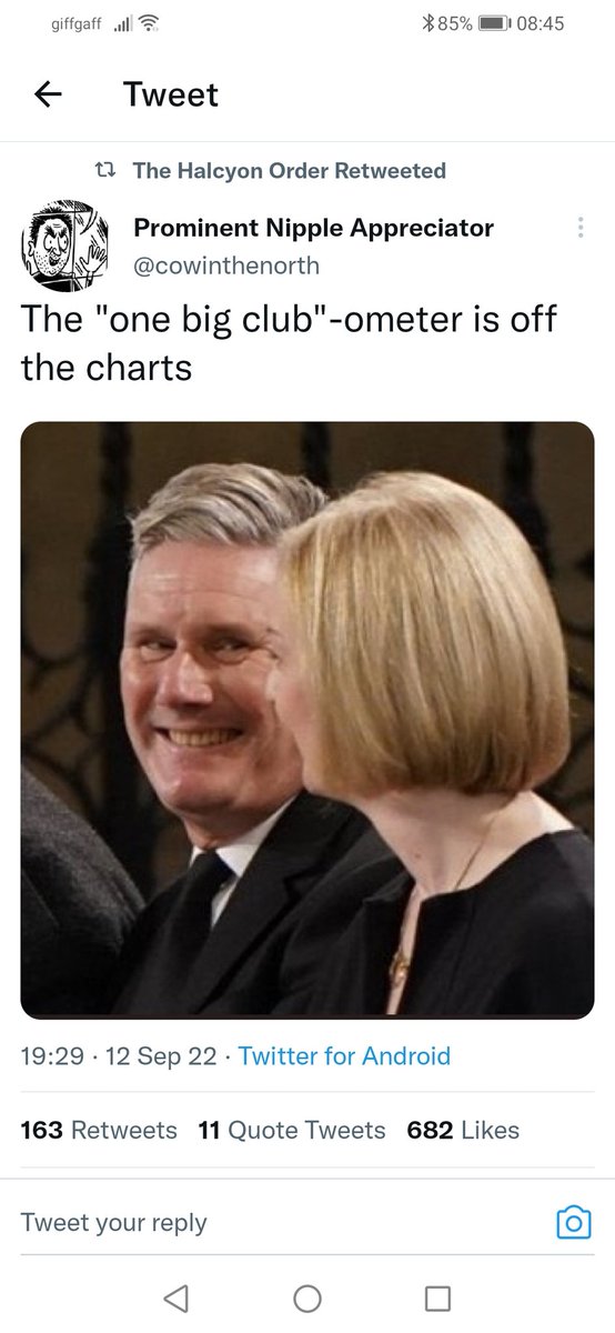 KazzyAnnie1's tweet photo. @mickgill321 @Mariam444433 @lukeakehurst And yet #PukeyLukey, @johnmcternan et Al see no issue with the RW of the party literally cosying up with the Tories https://t.co/ooam6mGE9y