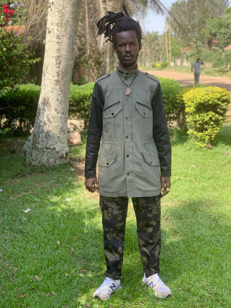 erik_oloo's tweet photo. Dedication, Determination & Discipline
#fashionblogger #streetwear #dapper #fashionstylist #mensfashion #ootd #menwithclass #menstyle #fashionista #urbanwear #outfit #outfitinspiration #gq #classydapper #mensstreetwear #mensstreetstyle #dapperlydone #malefashion #streetstyles https://t.co/uVYlFcwgnM
