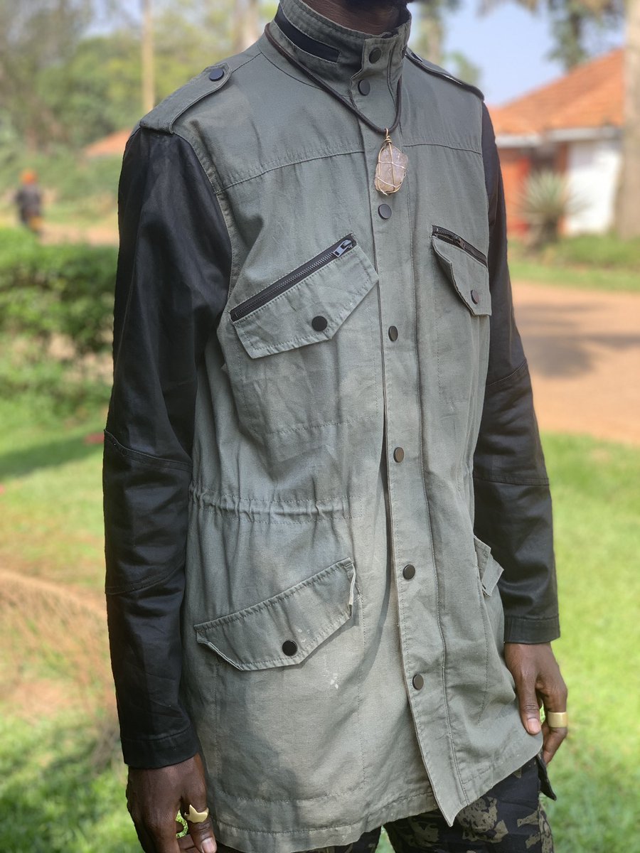 erik_oloo's tweet photo. Dedication, Determination & Discipline
#fashionblogger #streetwear #dapper #fashionstylist #mensfashion #ootd #menwithclass #menstyle #fashionista #urbanwear #outfit #outfitinspiration #gq #classydapper #mensstreetwear #mensstreetstyle #dapperlydone #malefashion #streetstyles https://t.co/uVYlFcwgnM