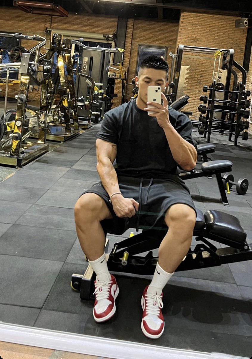 junnjunn221's tweet photo. 今日健身💪 https://t.co/iryKJjaBBo