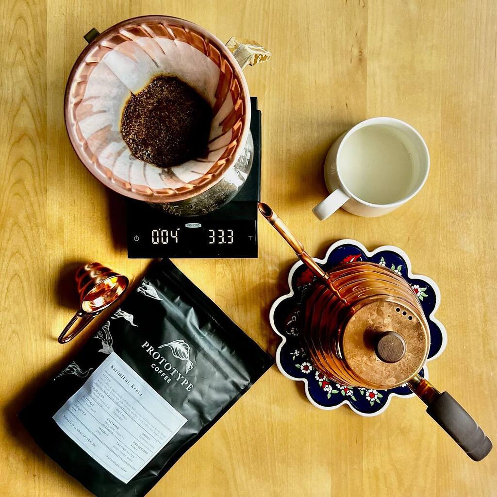 chiyingz's tweet photo. #prototypecoffee #prototypecoffeevancouver #hario #felicita #bluebottlemug #pourover #pourovercoffee #coffee #coffeelover https://t.co/dNGaPjREv0 https://t.co/Zavr0c2ML3