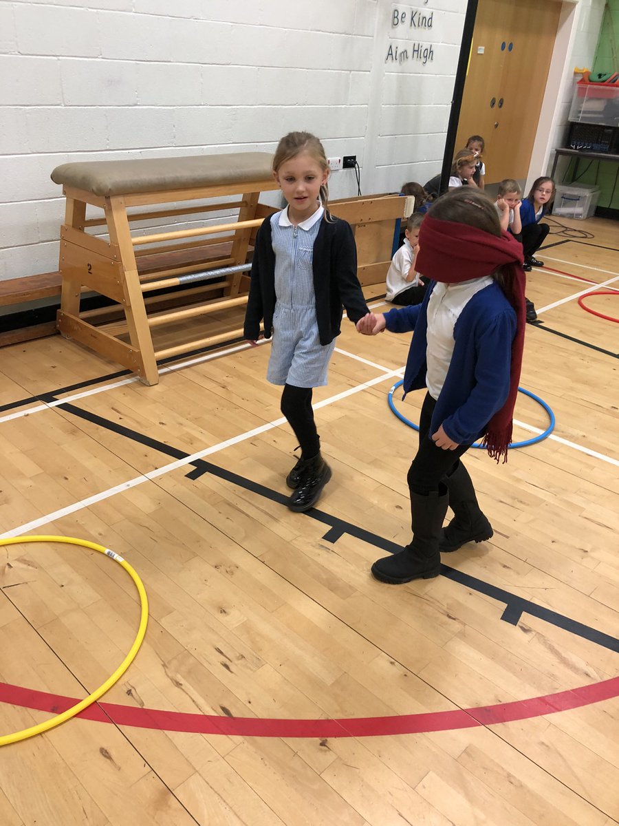Cuiken_Primary's tweet photo. P1, P1/2 and P2 enjoyed learning about the senses going round different stations in the gym hall! Se great teamwork going on in our sight station 💙 https://t.co/LIQkTqFYd5