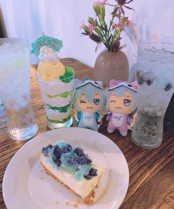 琥珀糖のカフェいった 