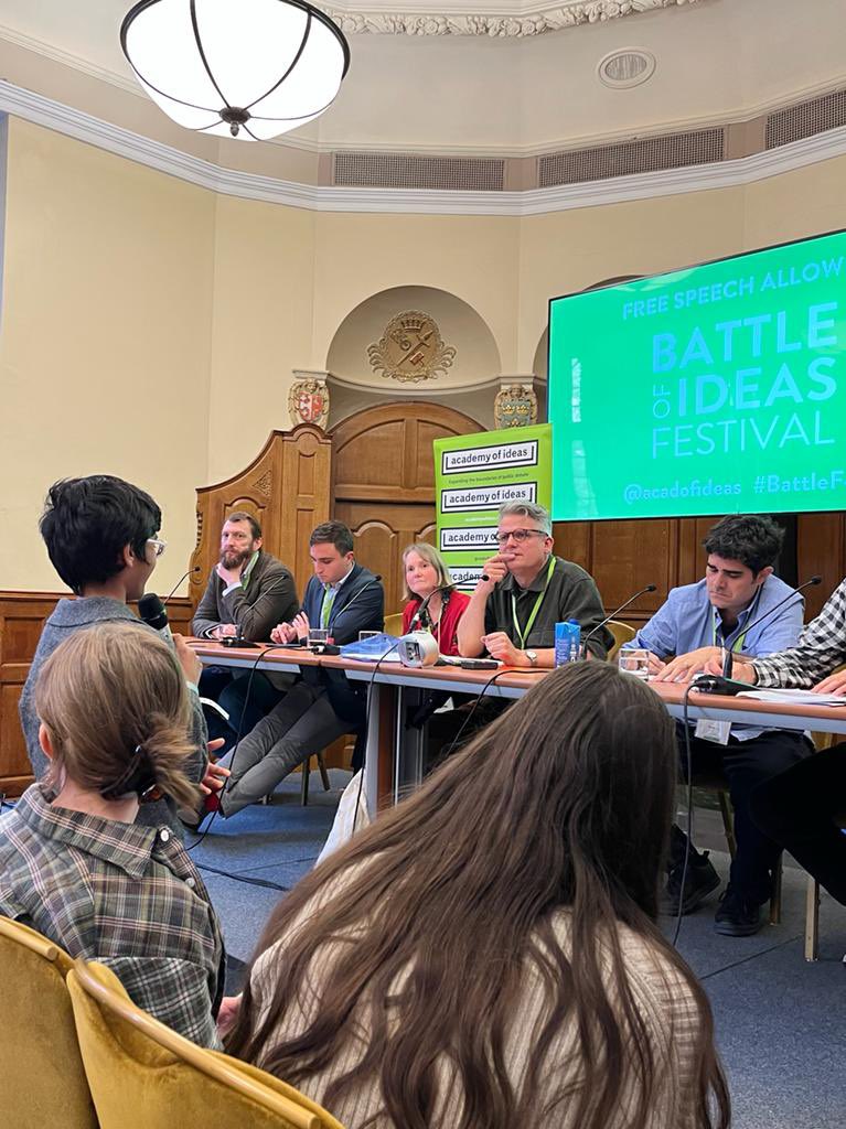 TheKingstonAca's tweet photo. A Saturday excursion for Debate Club to the Battle of Ideas Festival. They had a brilliant time questioning expert panellists on the issues of free speech. Thanks Mr Harvey for making this happen! @acadofideas #BattleFest https://t.co/U537rKelWs