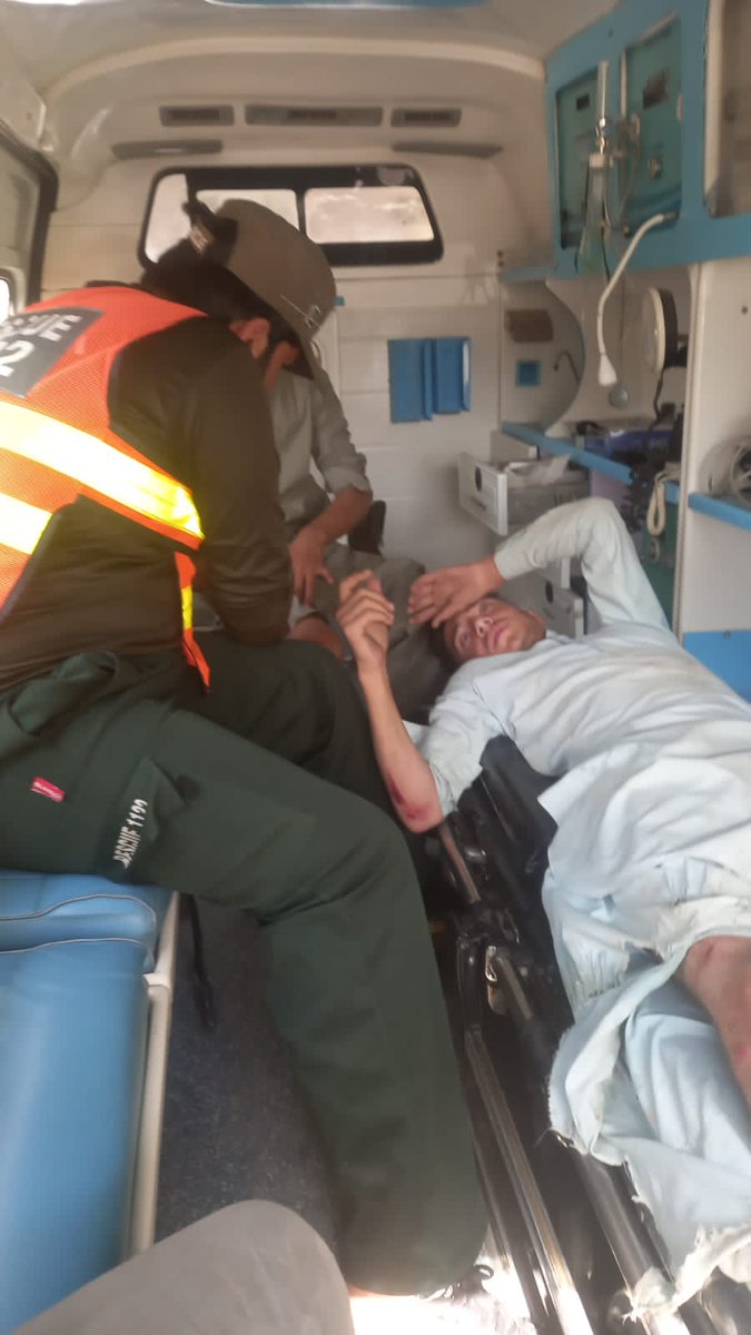 Rescue1122Buner's tweet photo. ریسکیو 1122 بونیر:

16. اکتوبر  2022

بونیر: چناڑ میں دو موٹر ساٸیکل کے درمیان تصادم،ریسکیو1122

بونیر: کنٹرول روم بونیر  کو اطلاع موصول۔ 

بونیر: ریسکیو 1122 میڈیکل ٹیم نے زخمیوں کو موقع پر ابتدائی طبی امداد فراہم کرتے ہوۓ ڈی ایچ کیو ہسپتال ڈگر منتقل کردیے،ریسکیو1122 https://t.co/D9I4gOWZ6J