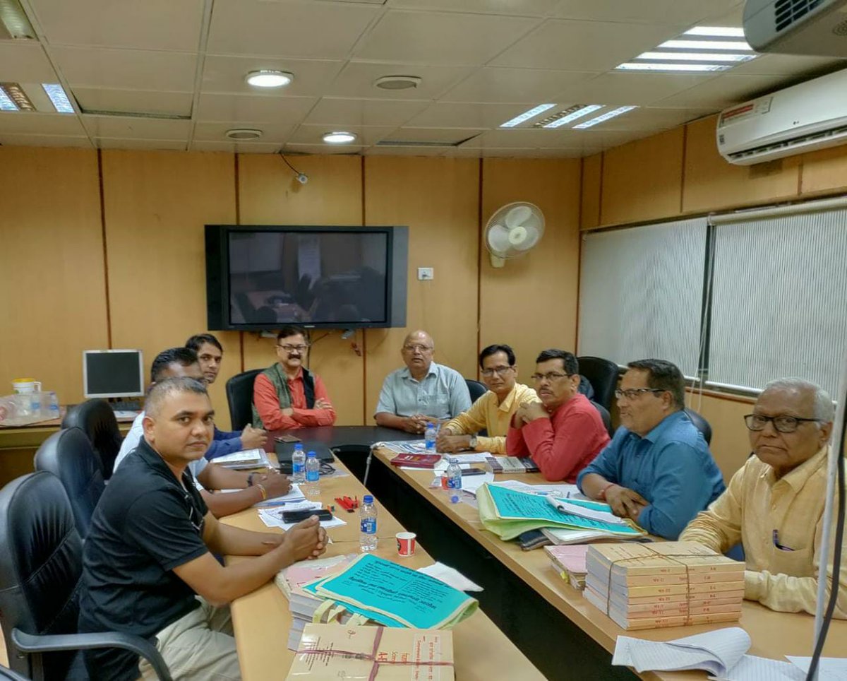CommissionAnd's tweet photo. Outside experts are Prof. K D Prasad, Prof D S Tiwari, Prof. M K Singh, Prof. N N Roghalia, Dr. S. Jain, Dr. G. P. Singh, Dr. Adarsh Mangal, Dr. Sandesh Rayapa https://t.co/BWPDmrmy8n
