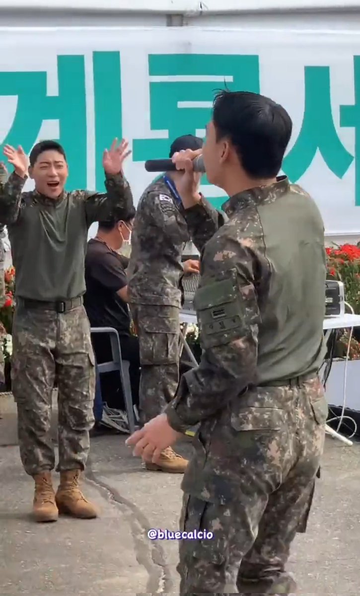 애들아 패트군한테서 판타지성분 검출될것같은데