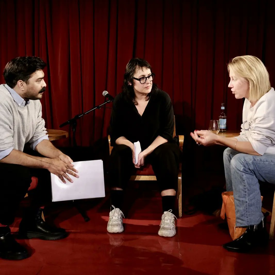 Gestern gab es die Lesung von @Caca_Savic und #SenthuranVaratharajah. Genial!
Danke an <a href="/Lassmalaura/">Laura Ewert</a> für die Moderation!