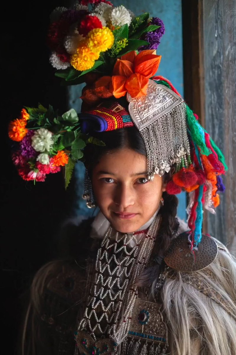 EthSauna.eth (@ethsauna) on Twitter photo Madam Dao’s stunning art collection 🧵6/6
Another captivating story from <a href="/harimenonz/">Hari Menon</a>, "Princess of the Flower Tribe": The Brokpa tribe of Ladakh is believed to be descendents of Alexander's army who stayed back in India. 0.90 ETH Madam Dao’s stunning art collection 🧵6/6
Another captivating story from <a href="/harimenonz/">Hari Menon</a>, "Princess of the Flower Tribe": The Brokpa tribe of Ladakh is believed to be descendents of Alexander's army who stayed back in India. 0.90 ETH