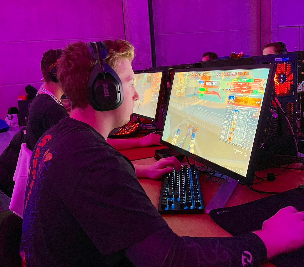WaveAUTCS's tweet photo. Our Tsunami Boys made it into the Grand-Final of the SwitzerLAN 2022!
We play vs @ITBesports (BO3)
Go and support the boys @ 10:00 CEST
🔴 https://t.co/VZwuYUpXLW
#wavecheck 🌊 #tsunamicheck 🌊 https://t.co/dRRqj9vUeu