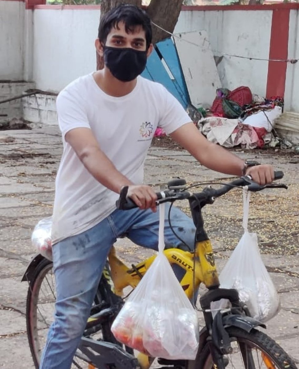 RangeenSena's tweet photo. @KTRTRS Hello sir this is Team #RYS (Rangeen Yuva Sena Foundation) from Hyderabad. 
We collaborated with Hyderabad @SwiggyInstamart collect leftover food raw items &amp; distribute at slum areas! It became very hard to carry to them! Do we have any possibility to have used 4wheeler! https://t.co/y3HbEQoMnS