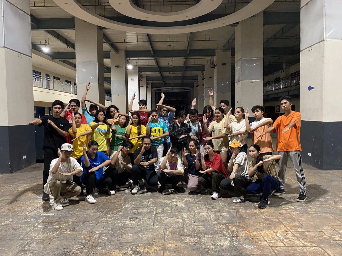 ateneodancecrew's tweet photo. R.E.S.E.T. | We completed our third week of Hybrid Dance Training yesterday, focusing on hitting through an evaluation by our resident coach, Jack Jaron Manolo. 🤘🏻

Till our next training, ADC! Best of luck in our upcoming finals! 🔁

Narratives Embodied, Texts Street Danced https://t.co/9tO8zr2wDd