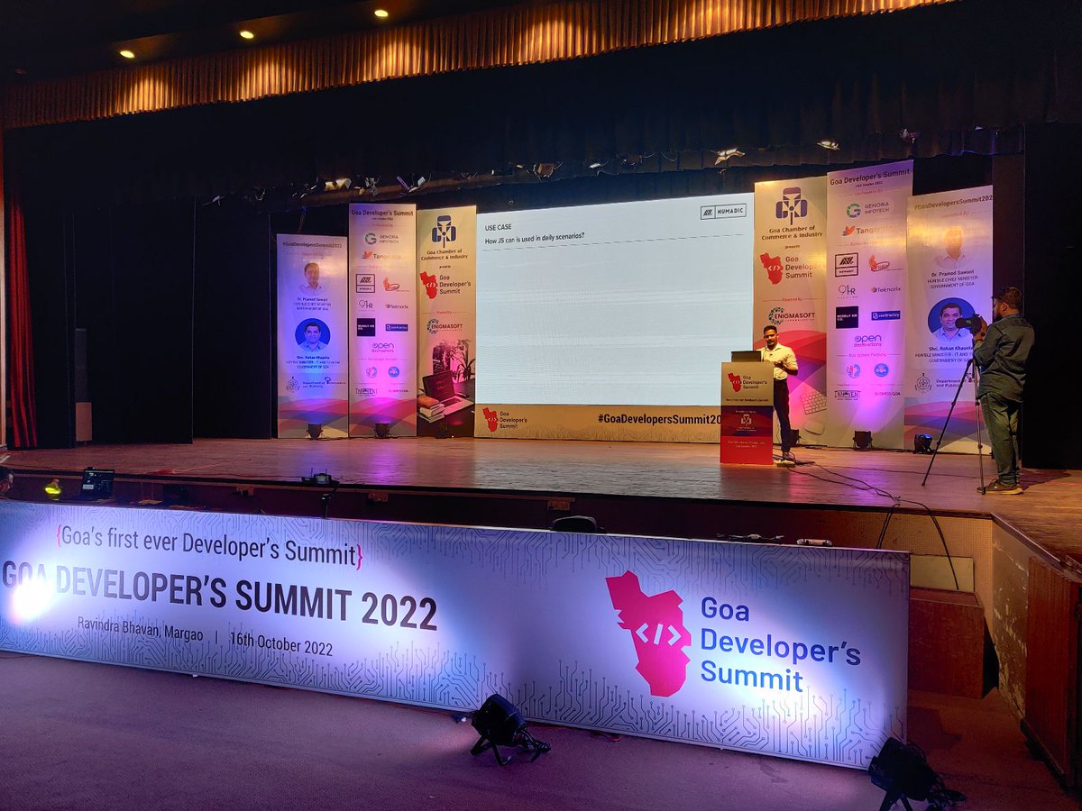 numadic's tweet photo. We are here at the #GoaDevelopersSummit happening now at Ravindra Bhavan, Margao. Come say hi! :)

#Developers #Goa #numadic https://t.co/cJZsVRGKU6