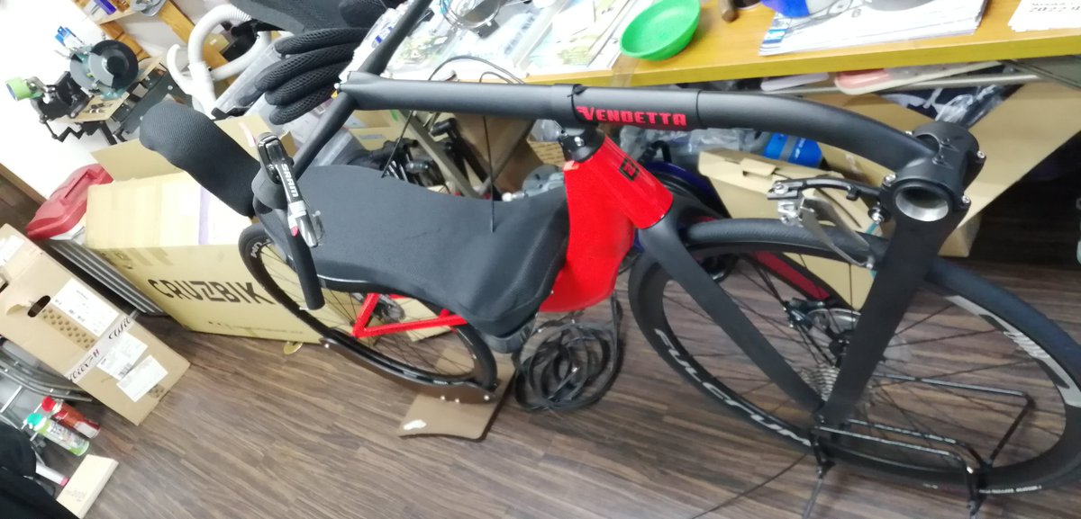 HCWORKS1974's tweet image. 組み立て楽しー☺️
#cruzbike
#vendetta
#v20c
#リカンベント
#recumbent