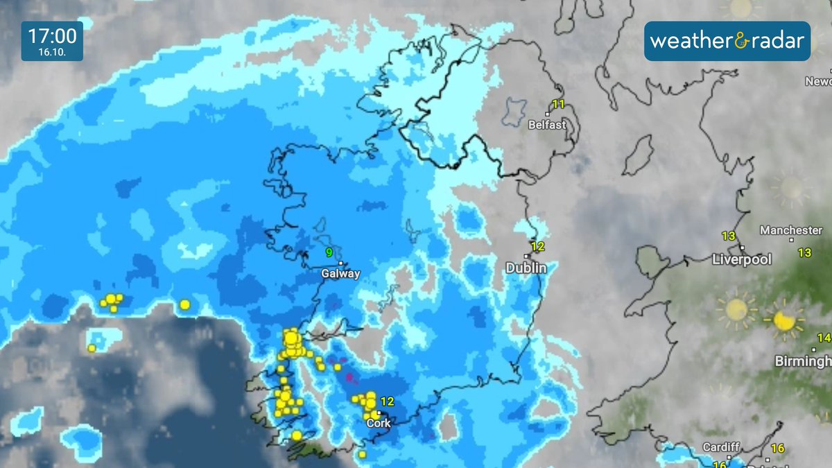 WeatherRadar_UK's tweet photo. Heads up Ireland! Wet and windy weather on the way to you...
#weatherforecast #ieweather #autumnwx #heavyrain #lightning https://t.co/MBvcH5zqrN